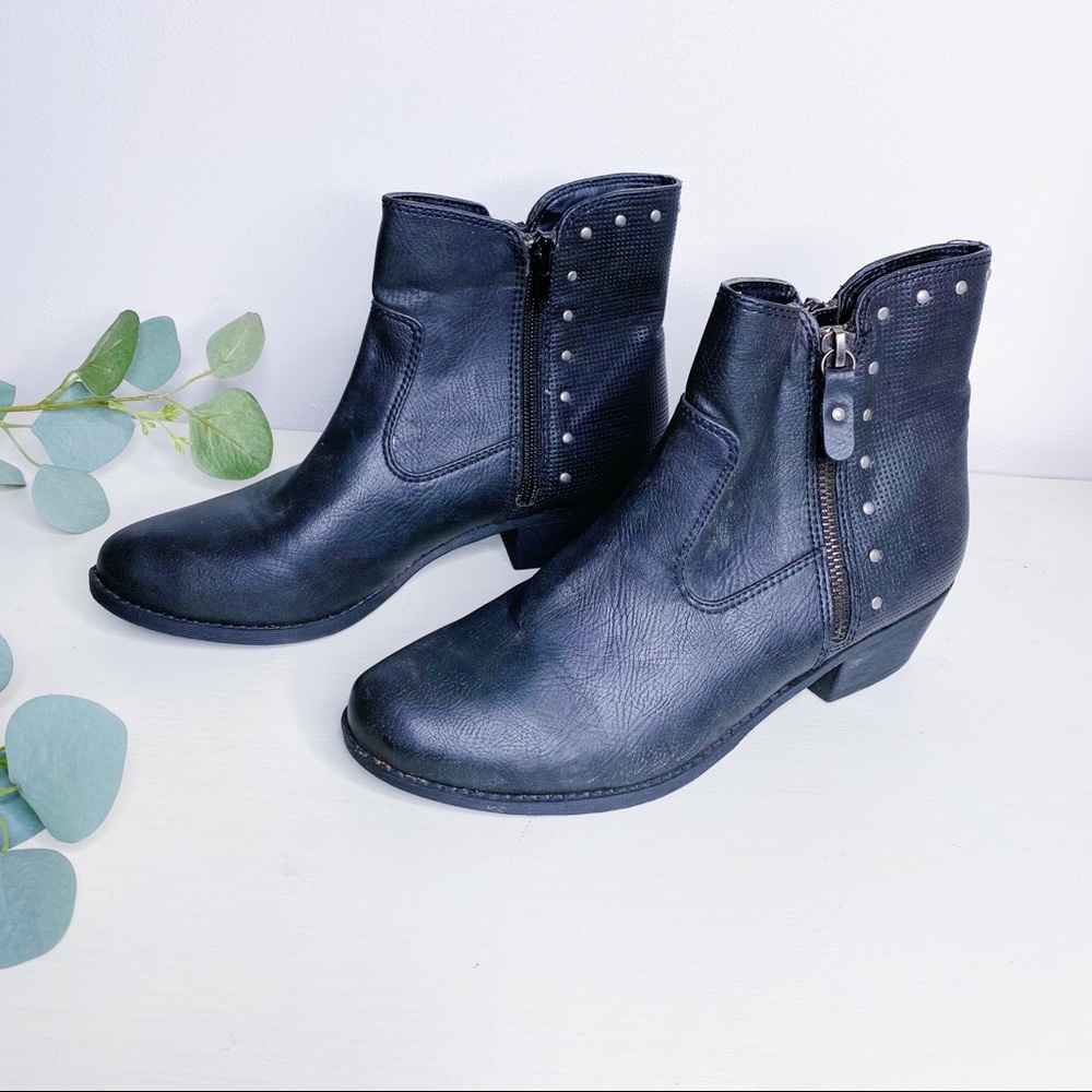 Forever 21 Studded Ankle Bootie